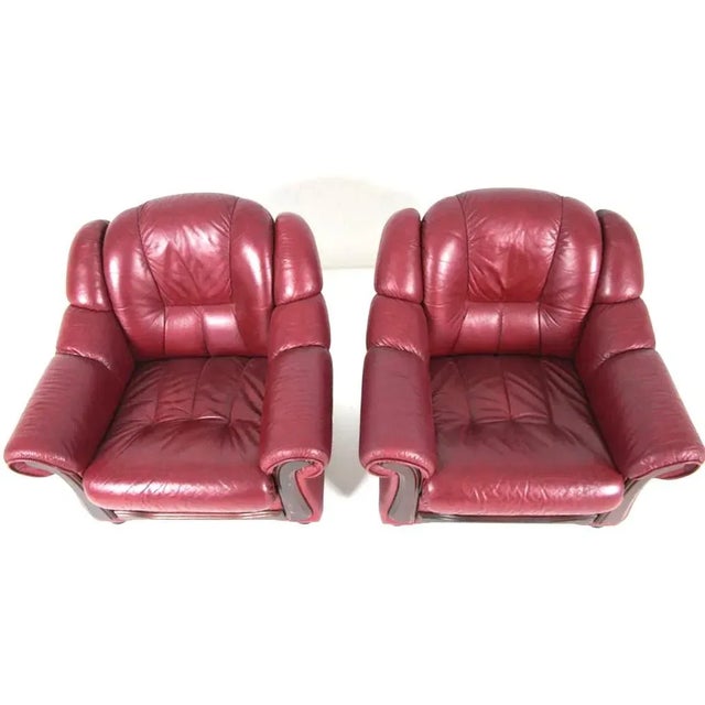 Mid-Century Modern Pair Leather Lounge Chairs Scandinavian Mid Century Modern For Sale - Image 3 of 9
