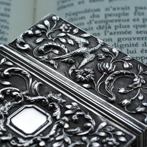 Antique Georgian Silver Card Case with Decorations by Joseph Willmore, 1836 For Sale - Image 5 of 18
