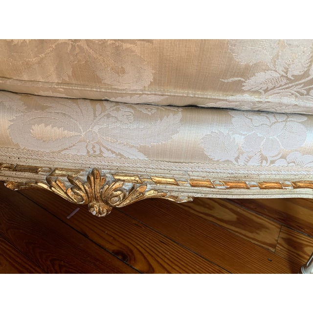 Late 20th Century Louis XV Style Bergère Chair Silk Damask Parcel Gilt For Sale - Image 11 of 12