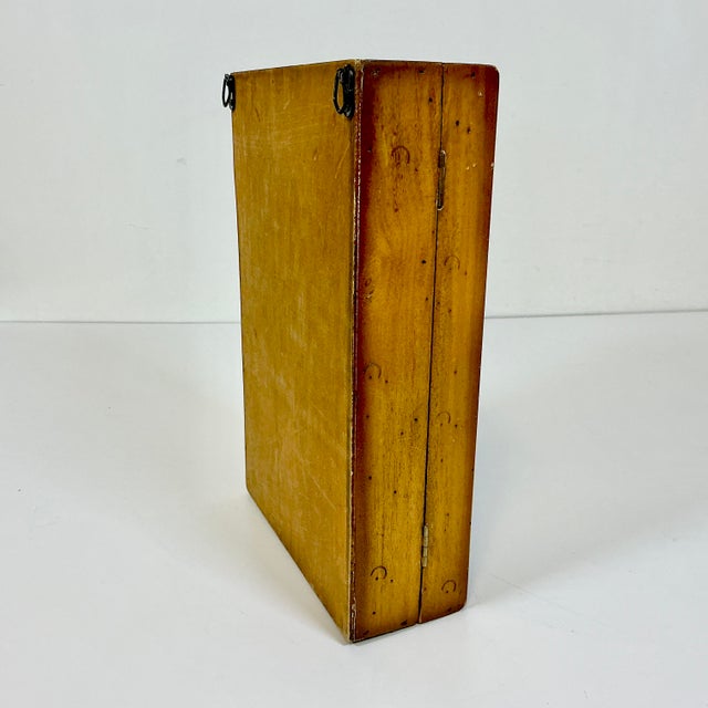 1970s Vintage Adirondack Fly Fishing Motif Wall Mount Key Box With 6 Hooks For Sale - Image 10 of 13