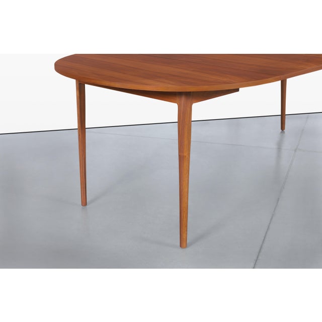 Mid-Century Extendable Round Walnut Dining Table by Kipp Stewart for Drexel For Sale - Image 11 of 15