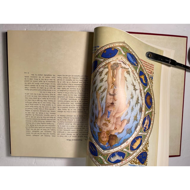 Paper Vintage - French Decorative Art Book - Tres Riches Heures of Jean For Sale - Image 7 of 10