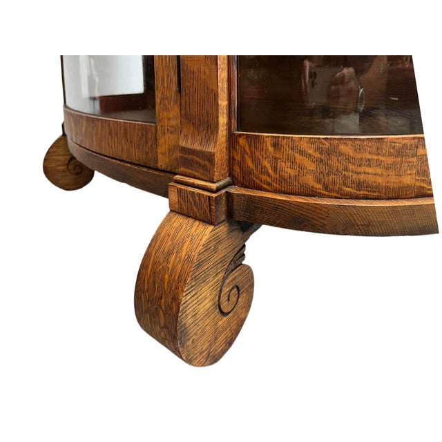 Antique American Tiger Oak Bowfront Curio Cabinet With Bent Glass, C. 1900 For Sale - Image 12 of 13