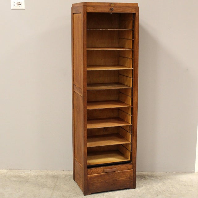 1930s Vintage Filing Cabinet in Oak, 1930s For Sale - Image 5 of 11