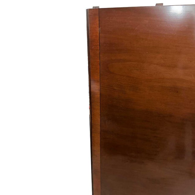 Brown English Regency Crossbanded Mahogany Triple-Pedestal Dining Table For Sale - Image 8 of 18