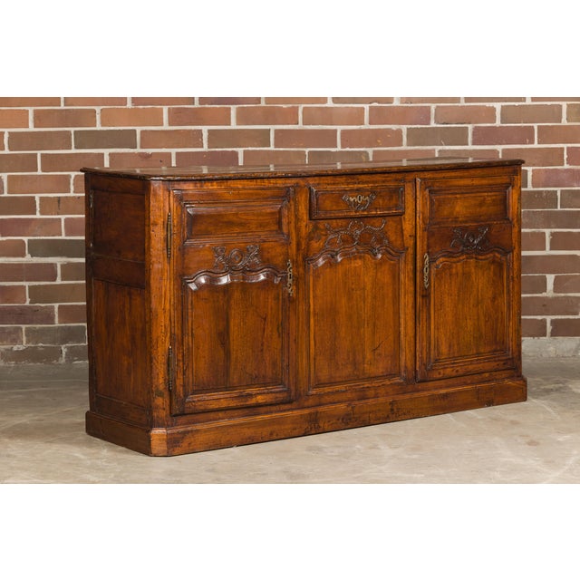 French French 19th Century Carved Walnut Buffet with Two Doors and Single Drawer For Sale - Image 3 of 12