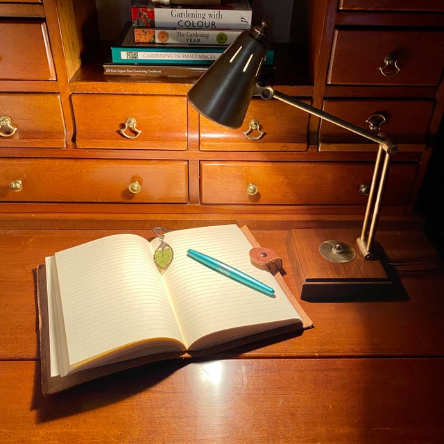Wood 1970s Mid-Century Modern Tensor Brass Desk Lamp For Sale - Image 7 of 10