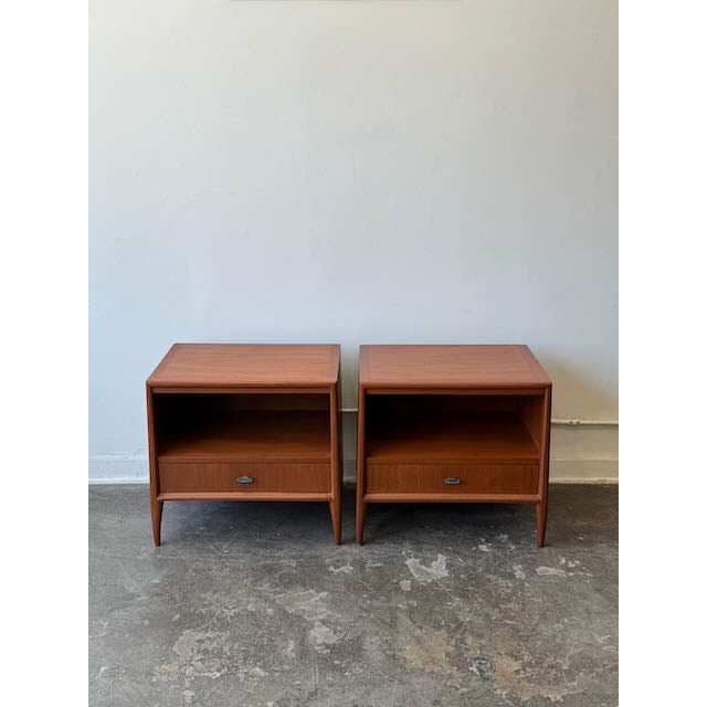 Vintage Pair of Mt. Airy Nightstands by Raymond Sobota For Sale In Los Angeles - Image 6 of 15
