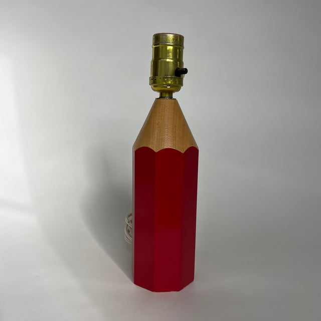 Pop Art Vintage Red Lightolier Wood Pencil Lamp For Sale - Image 3 of 11