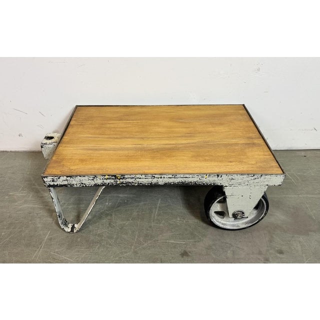 Industrial Grey Coffee Table Cart, 1960s For Sale - Image 10 of 18