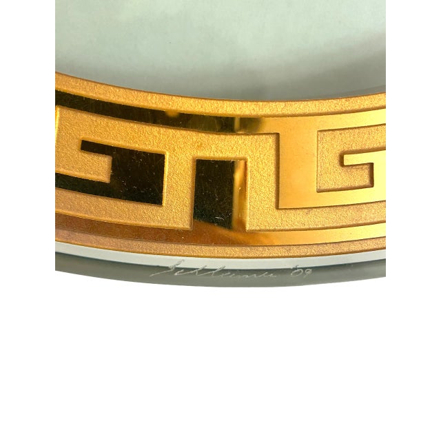 1990s 1990s Impressive Stephen Schlanser Gold Greek Key Art Glass Centerpiece Platter For Sale - Image 5 of 8