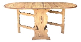 Example of Rustic Dining Tables