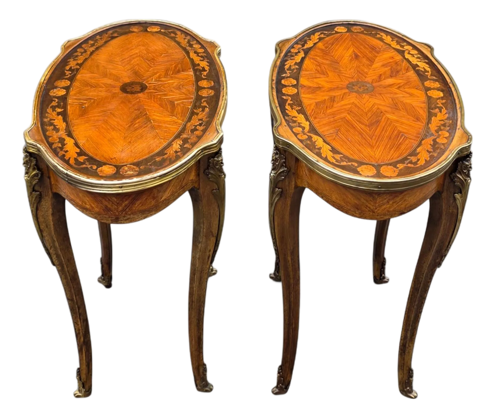 19th Century Pair of Louis XV Style Marquetry Side Table  display picture 1