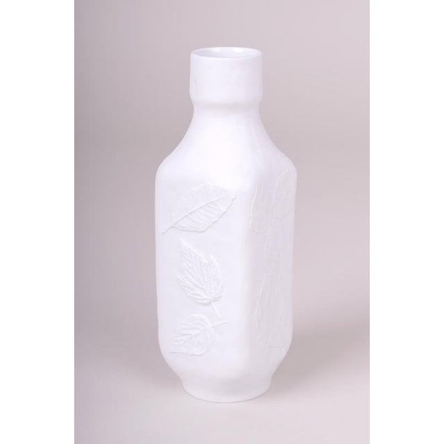 Maker: Hutschenreuther Model number: 6297 This exclusive porcelain vase originates from Bavaria, dating back to the 1970s,...