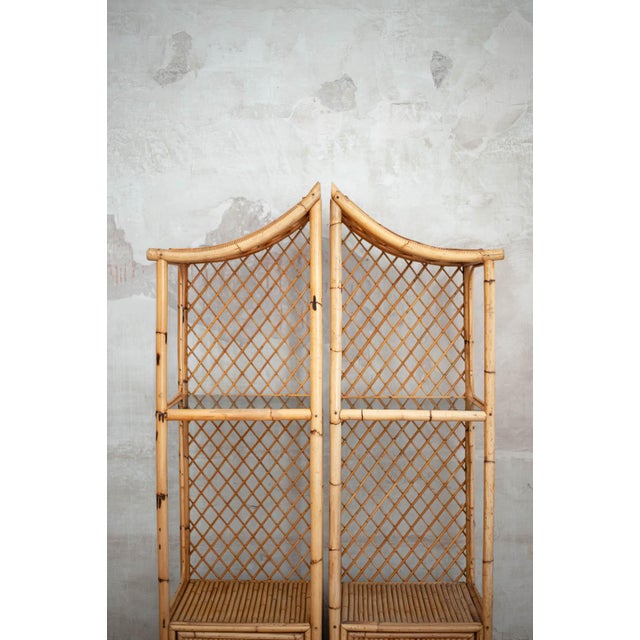 1970s Pagoda-Style Modular Bookcase in Bamboo, 1970s, Set of 2 For Sale - Image 5 of 11