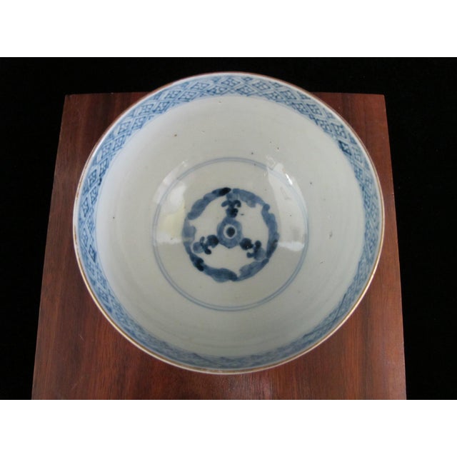 Japanese Imari Porcelain Covered Rice or Soup Bowl With Lid Set of 5 For Sale - Image 17 of 18