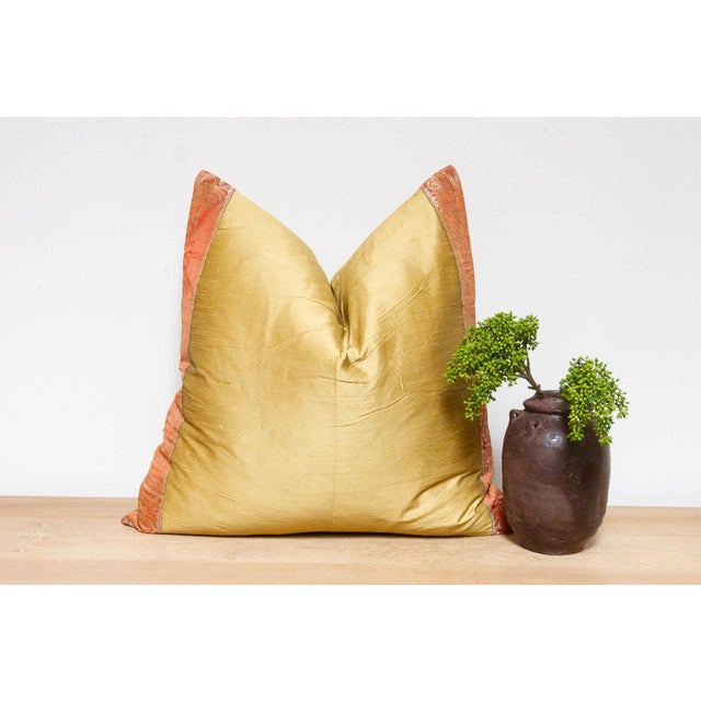 This brilliant silk euro pillow is a luxurious addition to any living room. Made out of silk with intricate borders of...