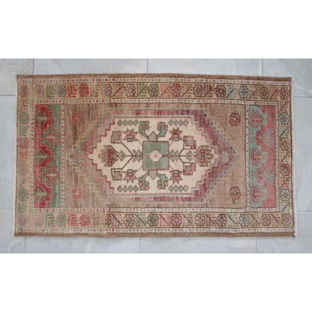 1970s Vintage Hand-Knotted Small Rug Muted Color Organic Wool Doormat Entry Decor 2x3 Ft Approx For Sale - Image 14 of 14