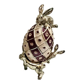 2003 Arthur Court Jeweled Collectors Egg Enamel With Stand Bunnies For Sale