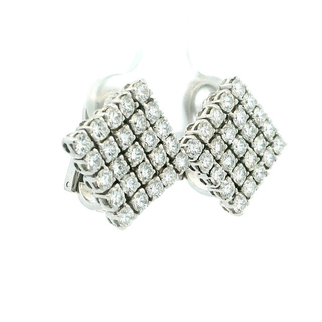 1990s Pair of Italian 18k White Gold 5 Carat Diamond Pavé Cluster Earrings For Sale - Image 11 of 18