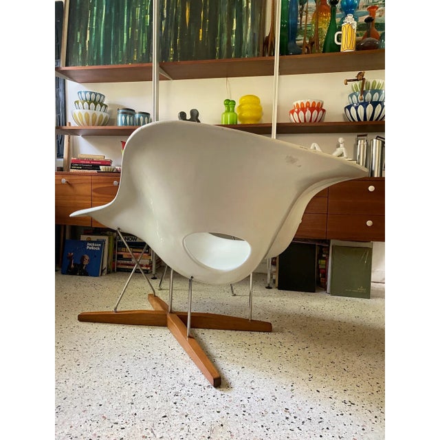 Vintage 1990s Eames La Chaise Lounge Chair For Sale In Miami - Image 6 of 7
