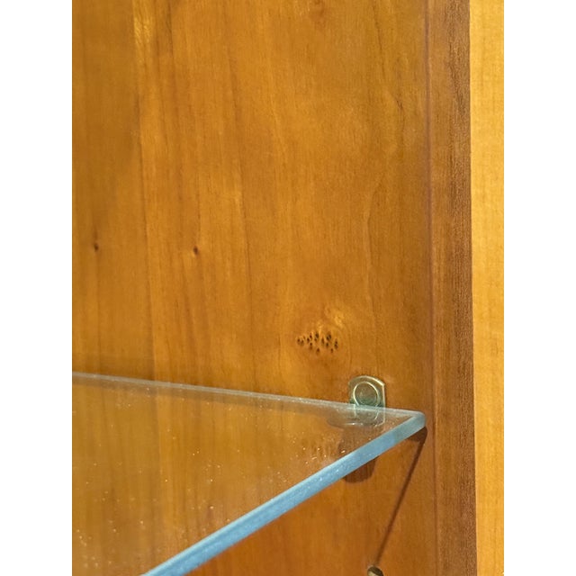 1990s 1990s Stanley Furniture Lighted Shelving Unit, Dimmable Light, Excellent Condition For Sale - Image 5 of 12