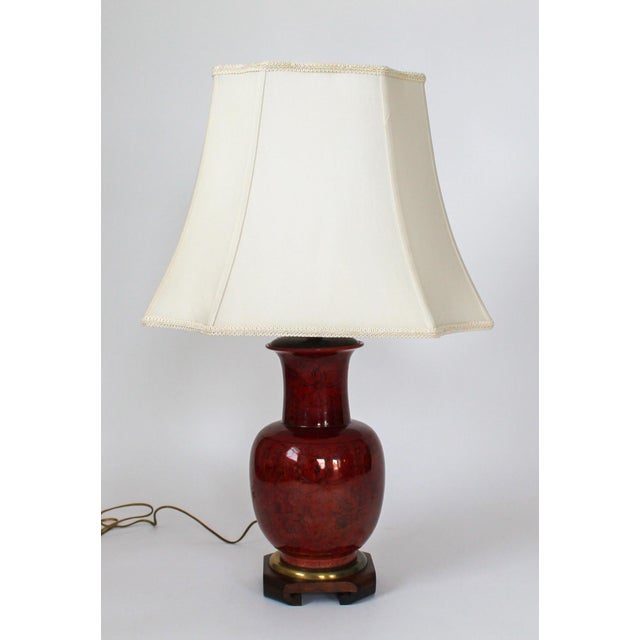 Hollywood Regency Vintage Frederick Cooper Asian Style Dark Red Ceramic and Wood Table Lamp W/ Floral Motif For Sale - Image 3 of 13
