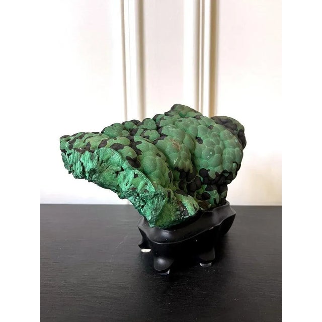 Early 20th Century Early 20th Century Natural Malachite Rock on Display Stand as a Scholar Stone For Sale - Image 5 of 12