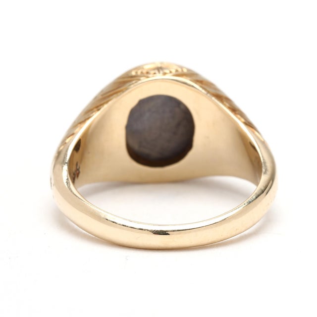 Traditional Vintage Engraved Star Sapphire Ring, 13-14k Yellow Gold, Ring Size 3.5, Art Deco For Sale - Image 3 of 6