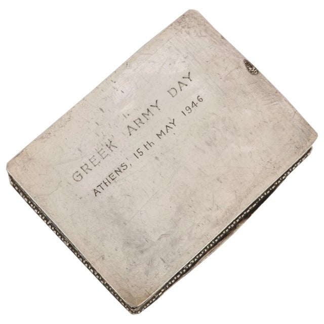Traditional Antique Greek Civil War Pure Silver Cloisonne Case Engraved Athens Army Day 1946 For Sale - Image 3 of 11