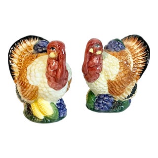 1960s Vintage Americana Boho Chic Thanksgiving Colorful Turkey Salt and Pepper Shakers - A Pair For Sale