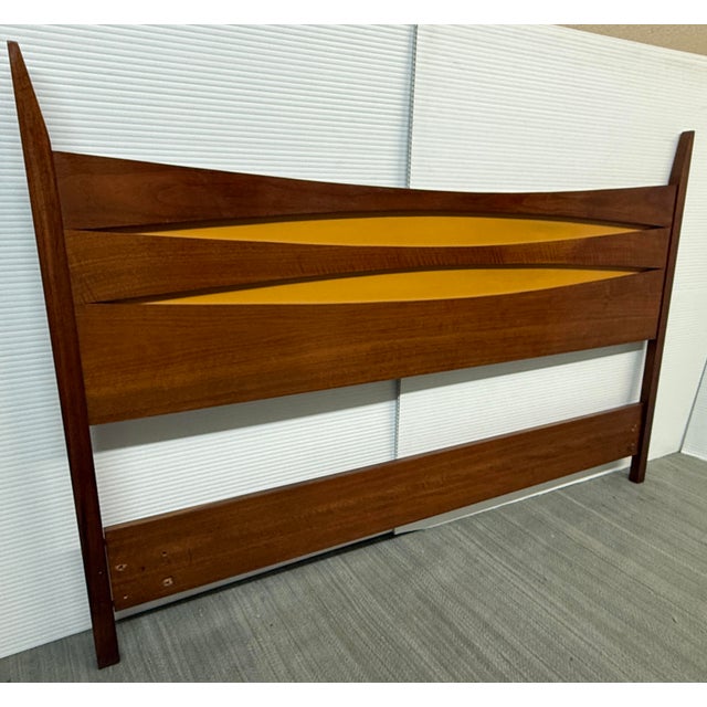 Design Plus Gallery presents a Queen Size Mid Century Modern Headboard from West Michigan Furniture. The seaboard is made...