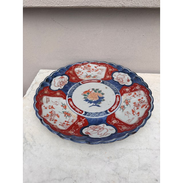19th Century Japanese Imari Platter charger. 11.8 inches diameter.
