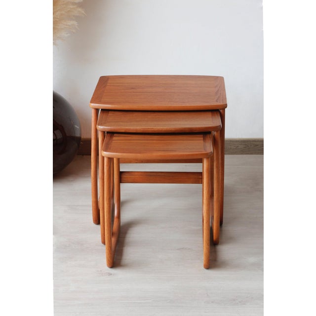 Mid-Century Modern Vintage Teak Nesting Tables from Nathan, 1960s, Set of 3 For Sale - Image 3 of 18