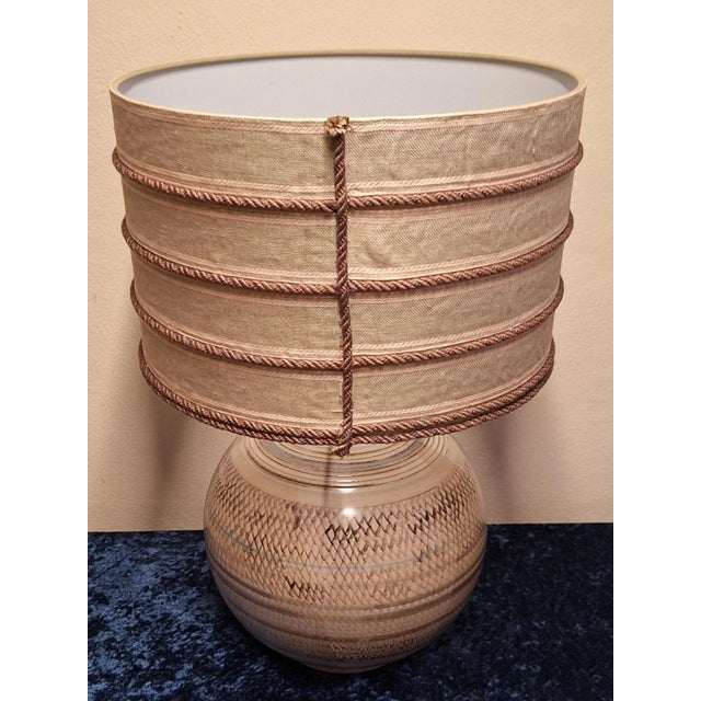 Vintage Table Lamp with Painted Ceramic Base and Handmade Fabric Shade by Grandi for Lamplove For Sale - Image 4 of 10