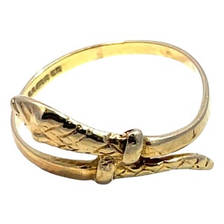 14k Yellow Gold Textured Snake Ring, Size 5 For Sale