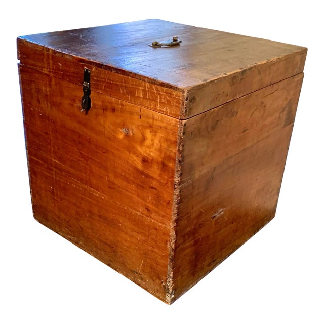 Early 20th Century French Wood Box For Sale