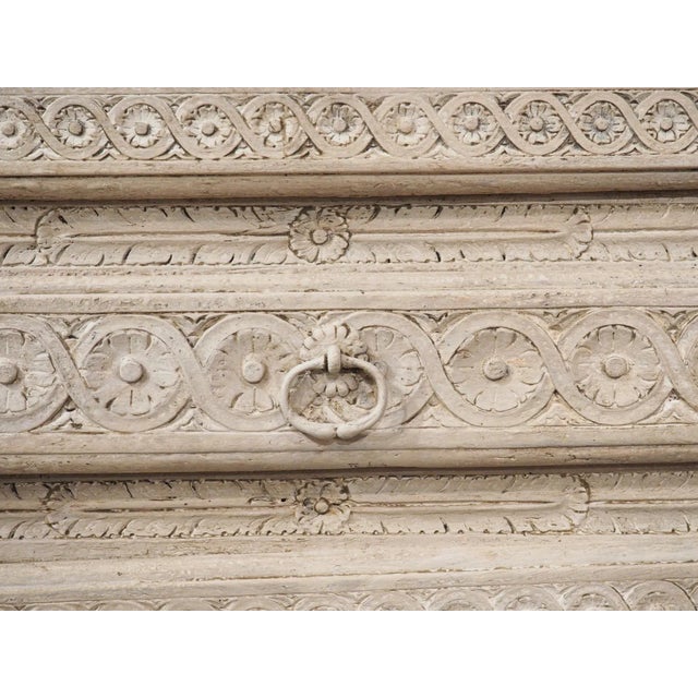 17th Century Painted Oak Homme Debout Cabinet From Southwest France For Sale In Dallas - Image 6 of 13