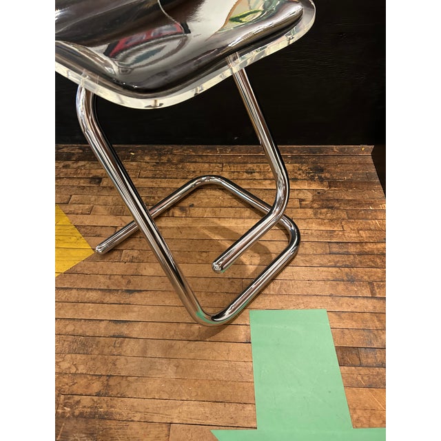 Plastic Lucite and Black Patent Leather Designer Luigi Bardini Bar Stools -a Pair For Sale - Image 7 of 15