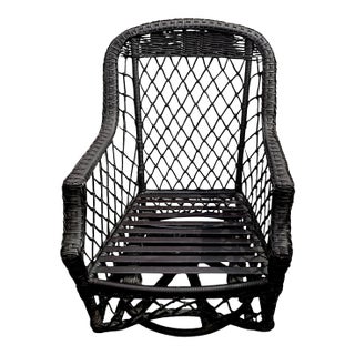 2005 Lane Weathermaster Swivel Glider High Back All-Weather Wicker Lounge Chair For Sale
