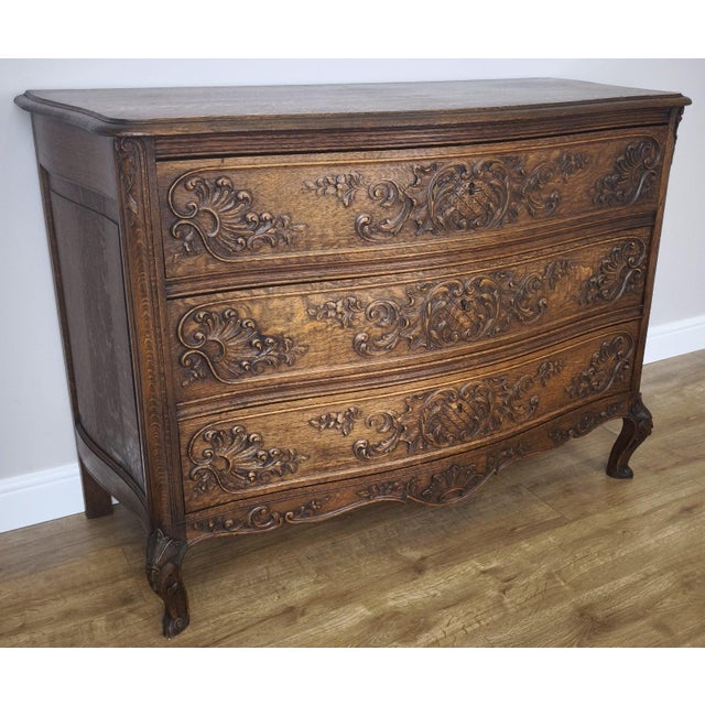 French Louis XVI Chest of Drawers in Oak For Sale - Image 3 of 14
