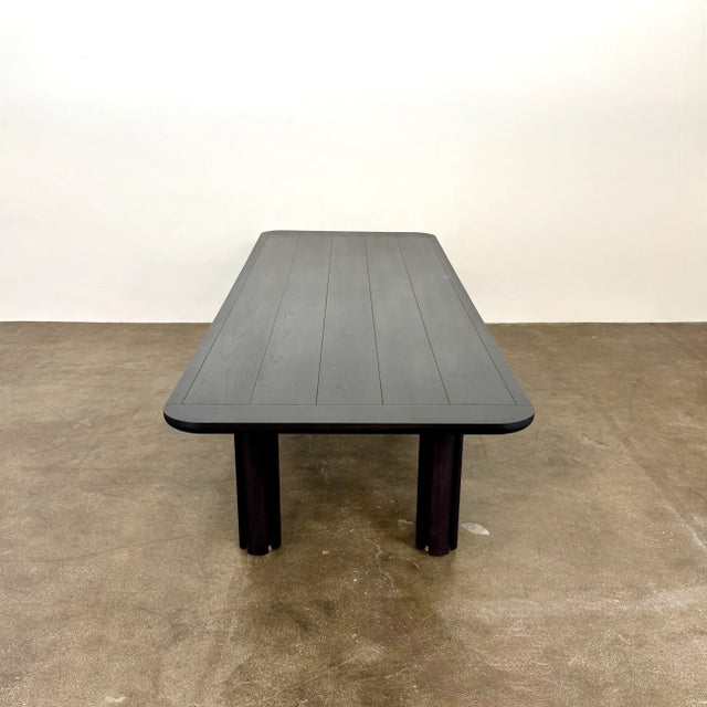 Inspired by the four-leaf clover, this Porada dining table merges natural beauty with refined design. The distinctive leg...