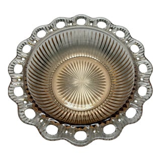 Vintage Peach Pink Openwork Depression Glass Serving Bowl With Ribbed Sides & Starburst Bas For Sale