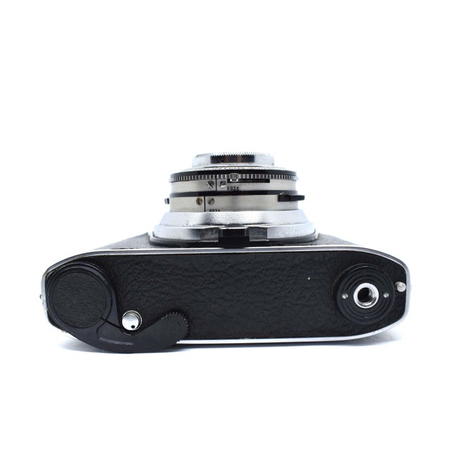 Mid 20th Century German Kodak Retinette Ia Film Camera With Schneider-Kreuznach Reomar Lens For Sale - Image 6 of 7