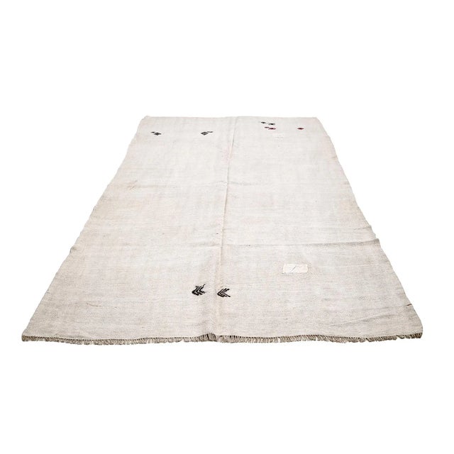 Handwoven vintage hemp kilim rug from Yozgat region of Turkey. Approximately 45-55 years old. In very good condition.