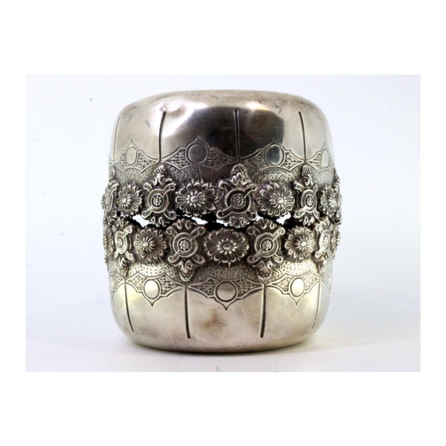 Engraved Silver Washbasins with Cut-Out Edges, Set of 2, in Very Good conditions. Designed 1890 to 1919 This piece has an...