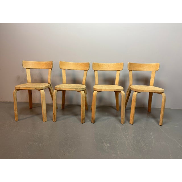 1940s Vintage Model 69 Plywood Chairs by Alvar Aalto for Artek, Finland, 1940s, Set of 4 For Sale - Image 5 of 10