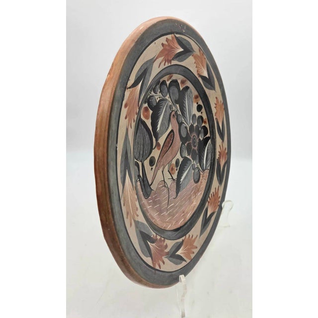 Ceramic 1960s Tonalá Mexico Burnished Glaze Ceramic Decorative Plate For Sale - Image 7 of 13