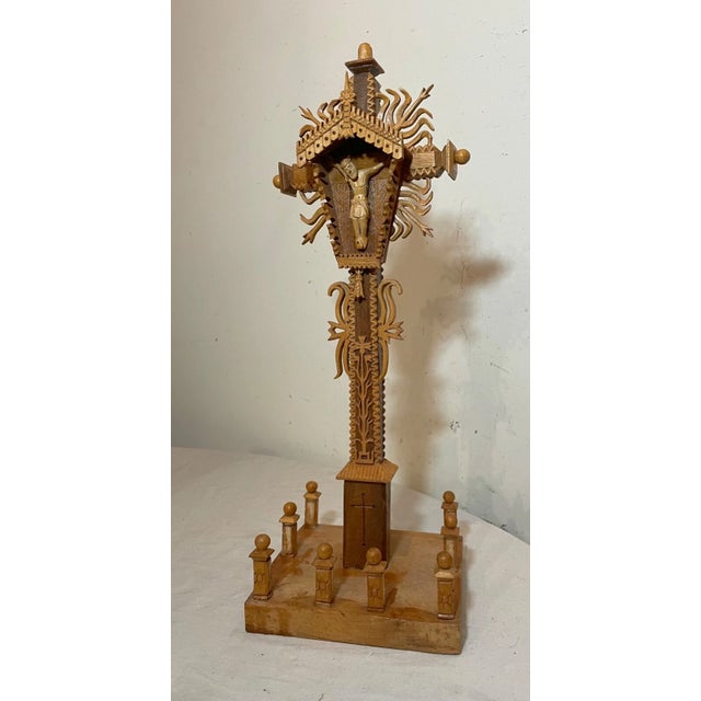 Vintage Hand Carved Wood Tramp Art Style Religious Altar Crucifix Altar Cross For Sale - Image 4 of 17