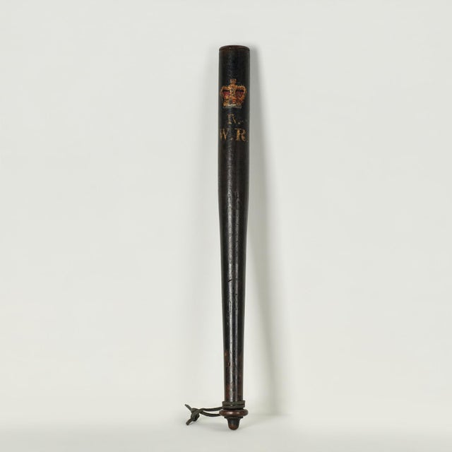Early 19th Century Collection of Four William IV Constabulary Truncheons For Sale - Image 5 of 15